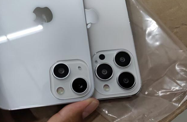 鲤城苹果手机维修分享iPhone 13‌机模长什么样 